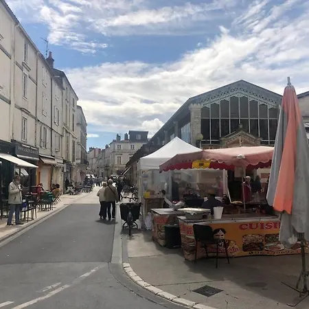 Le Triplex Du Marche Rochelais_t3_70m2 Appartement La Rochelle (Charente-Maritime)